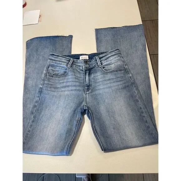 Kancan Selena Light Wash Mid Rise Flare Jeans with Raw Hem size 9/28 - Picture 3 of 13